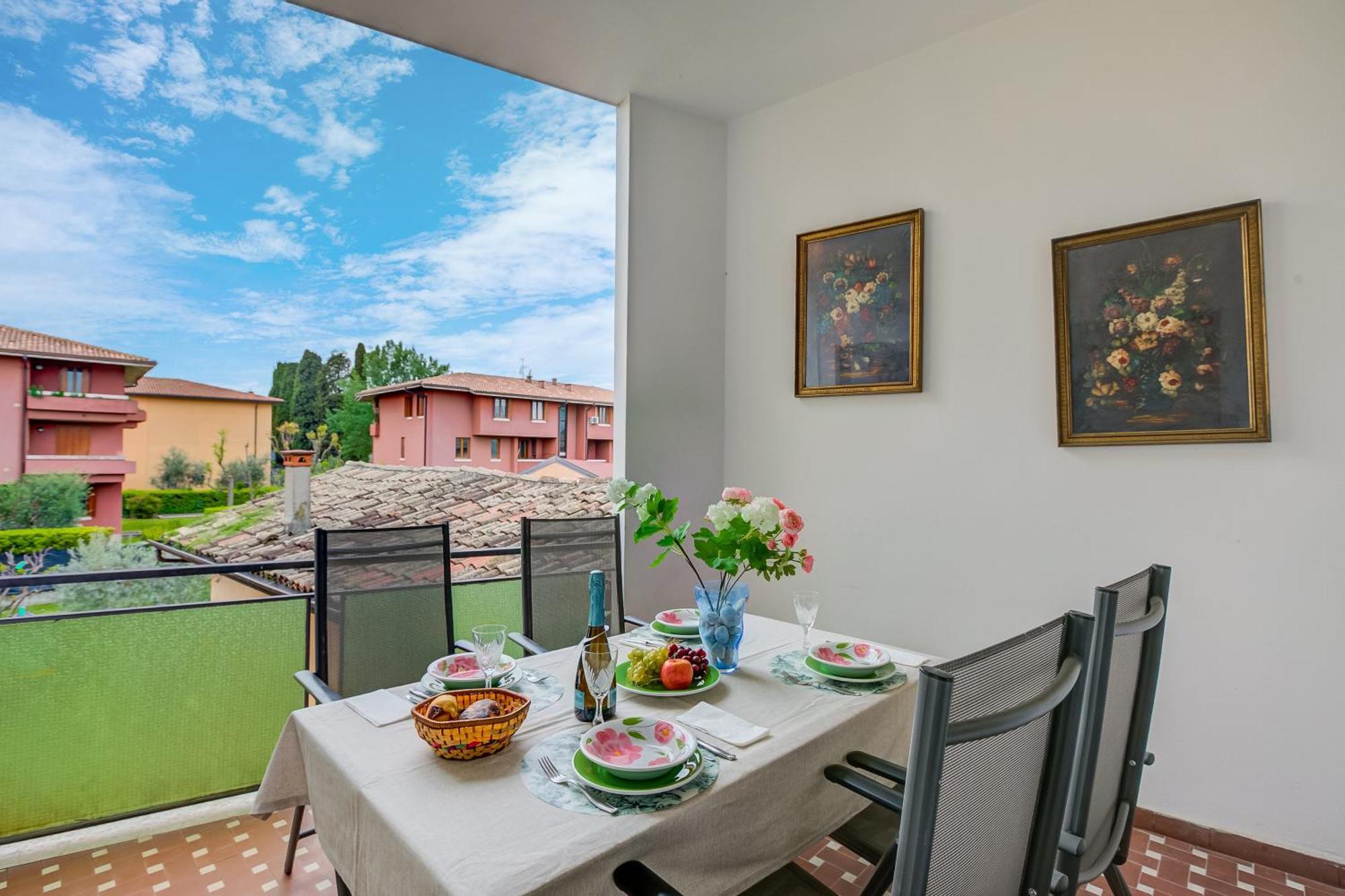 Casa Milly - Happy Rentals Desenzano del Garda Exterior photo